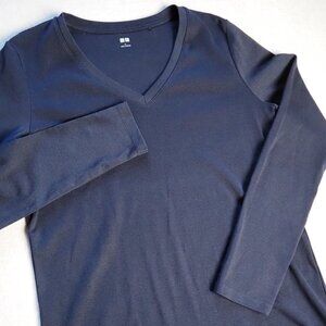 Uniqlo Women’s Blue V-Neck Sweater – Size Large – Pullover Long Sleeve